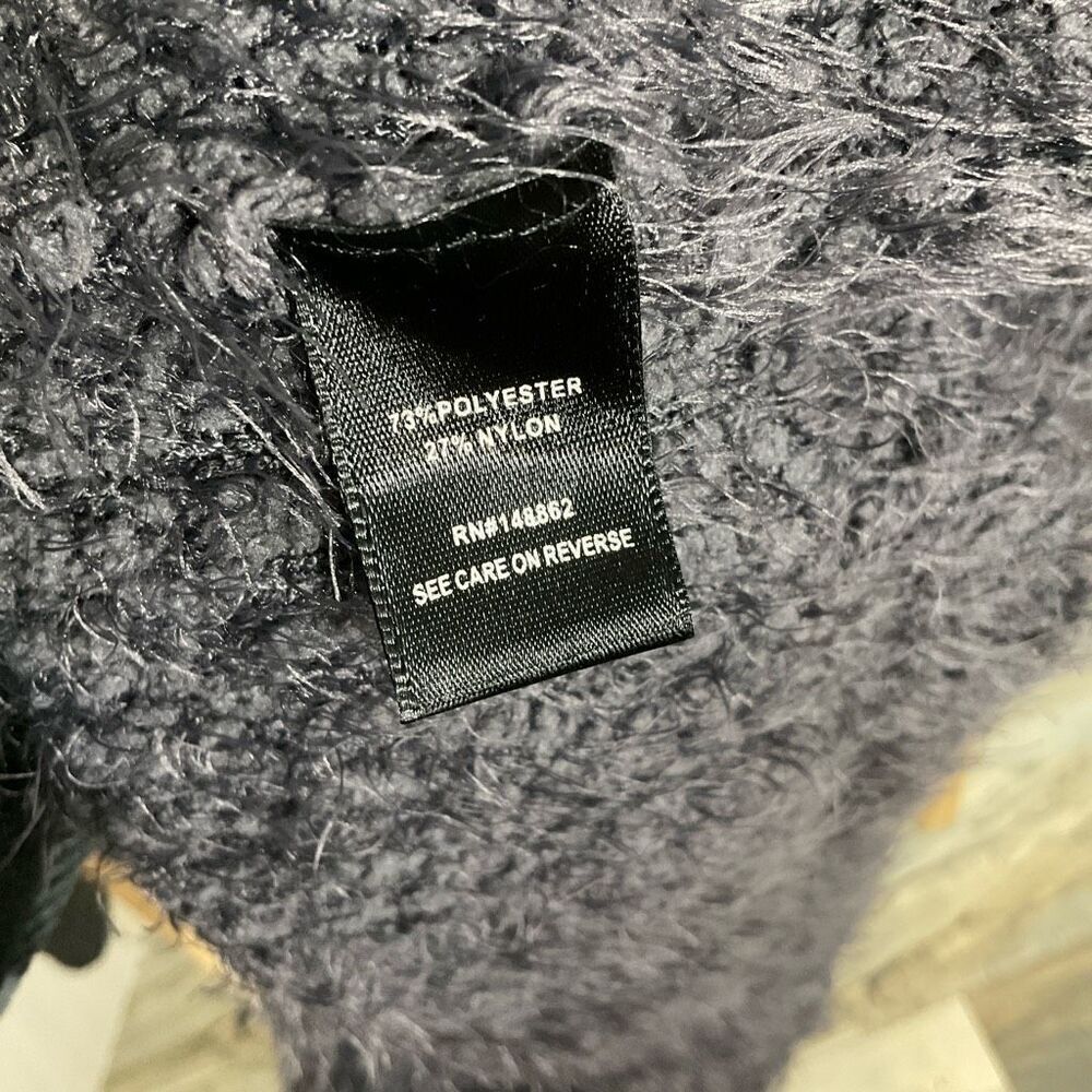 Torrid eyelash sweater size gray, cozy, ultra soft ￼size 2 - Picture 3 of 4